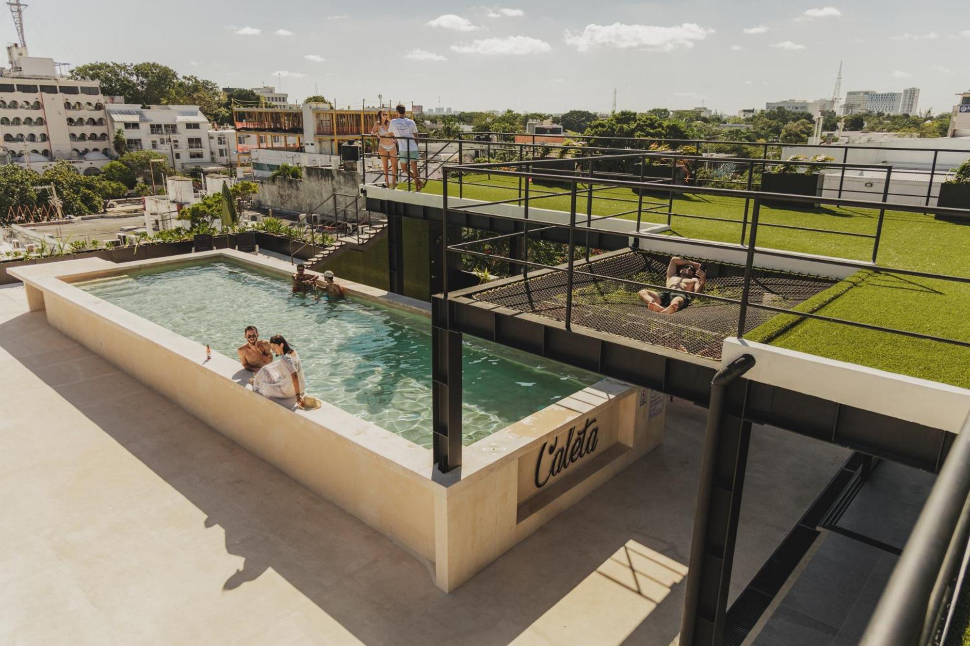 Caleta Hostel Rooftop & Pool Cancun Bagian luar foto