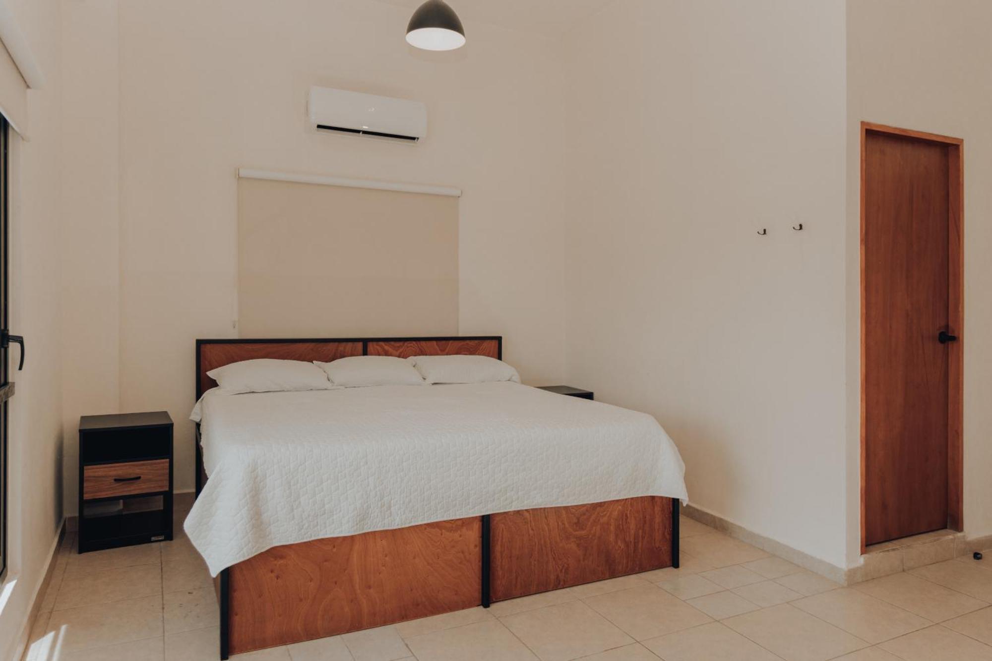 Caleta Hostel Rooftop & Pool Cancun Bagian luar foto